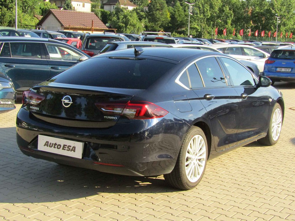 Opel Insignia 1.5T 