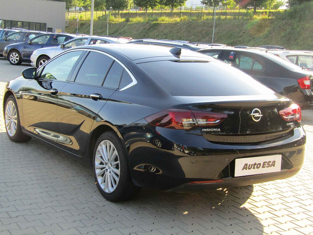 Opel Insignia 1.5T 