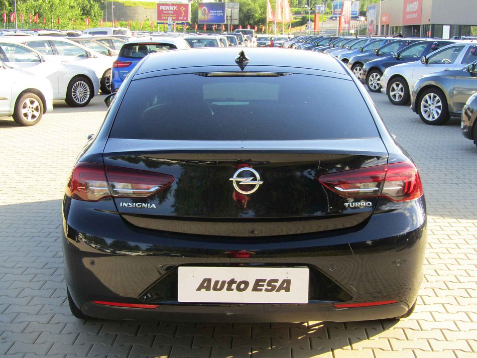 Opel Insignia 1.5T 