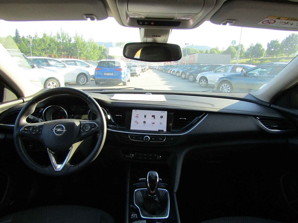 Opel Insignia 1.5T 