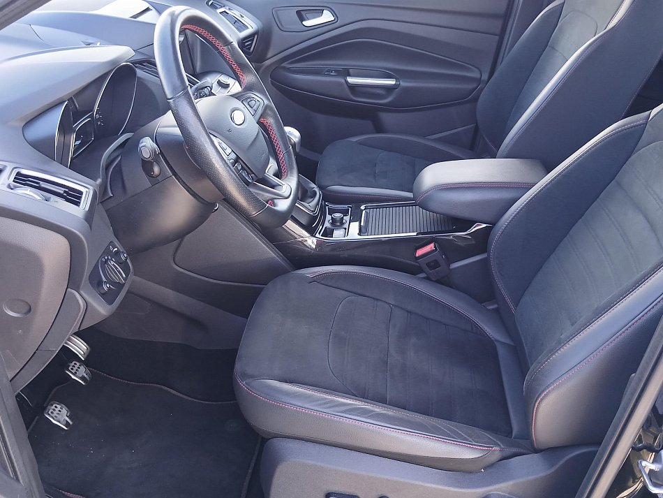 Ford Kuga 2.0 TDCi ST-Line AWD