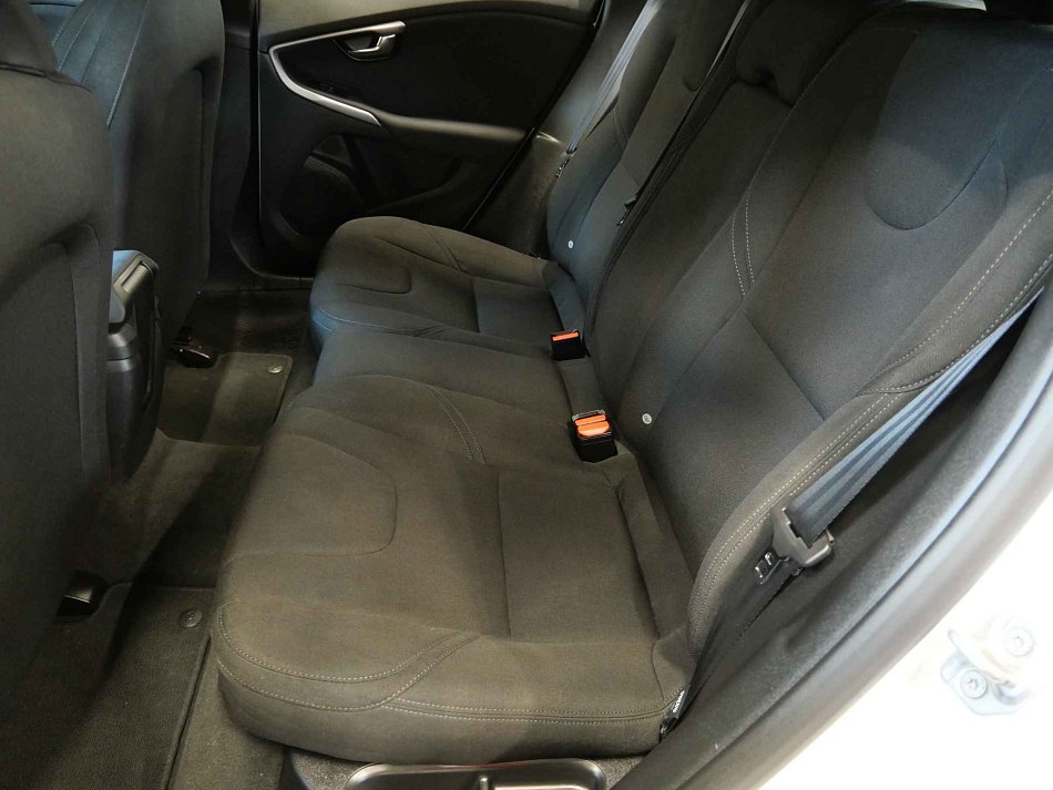 Volvo V40 1.6 D2 Cross Country