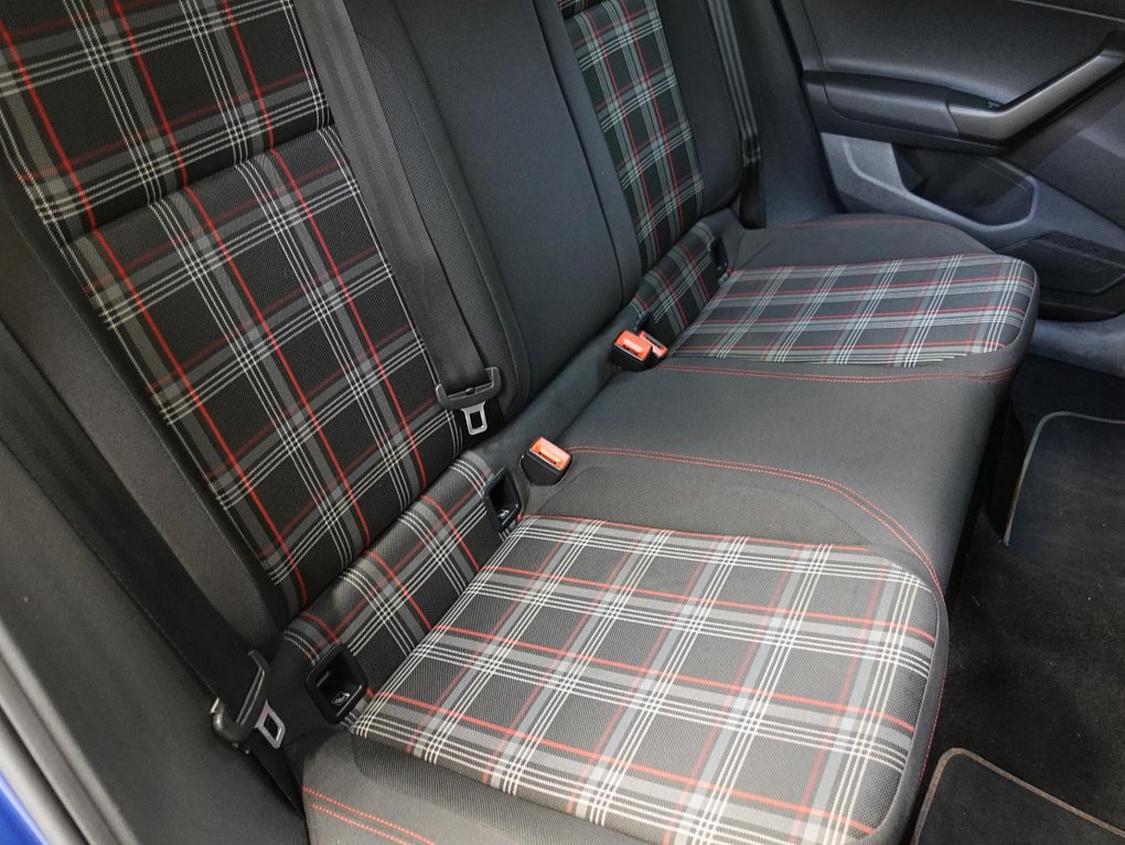 Volkswagen Polo 2.0TFSi 