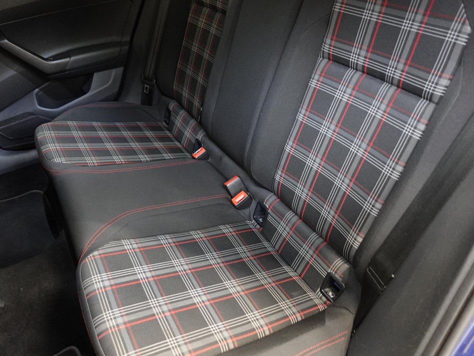 Volkswagen Polo 2.0TFSi 