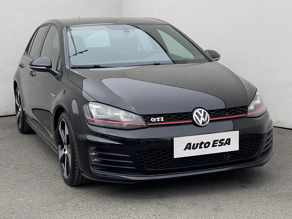 Volkswagen Golf 2.0 TSi GTi