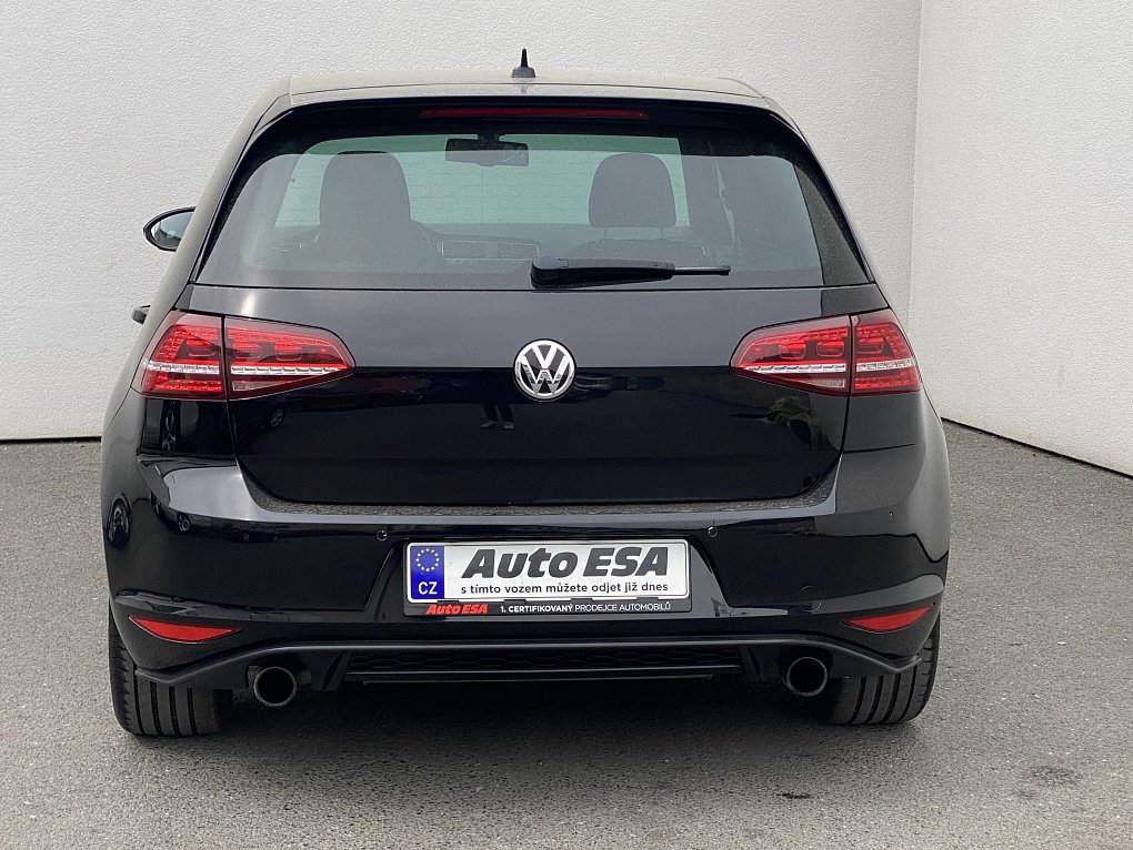 Volkswagen Golf 2.0 TSi GTi