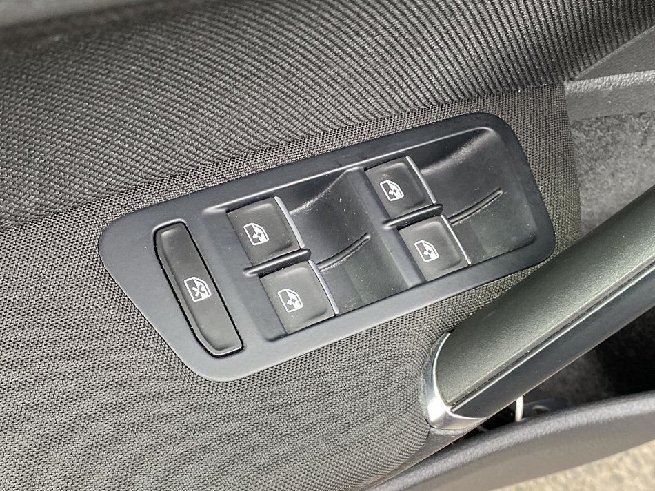 Volkswagen Golf 2.0 TSi GTi