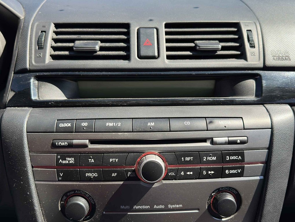 Mazda 3 1.4i 