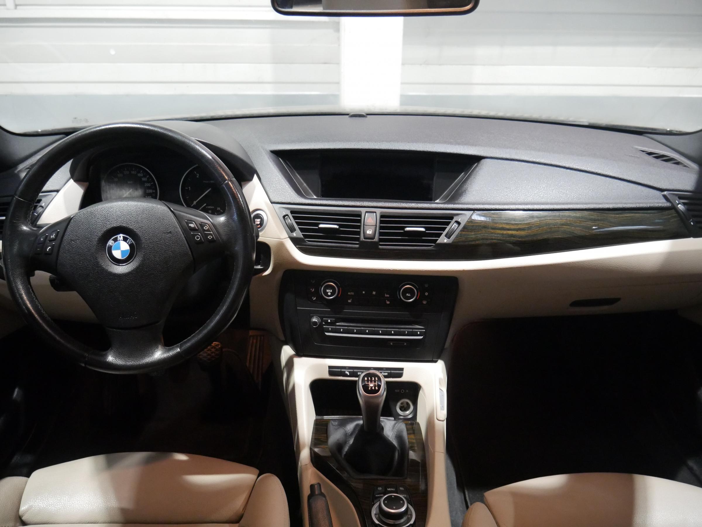 BMW X1, 2010 - pohled č. 8