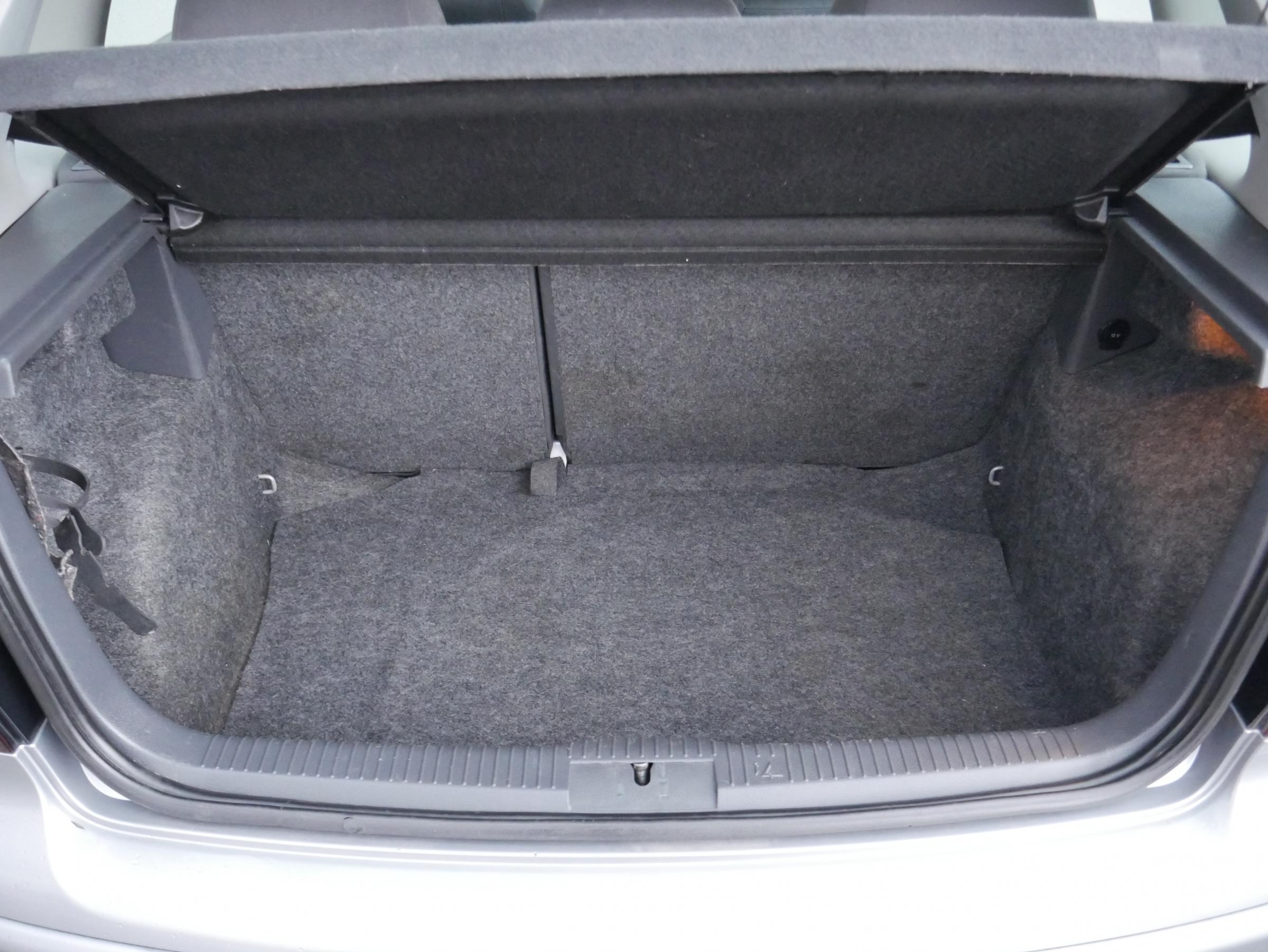 Volkswagen Polo, 2008 - pohled č. 7