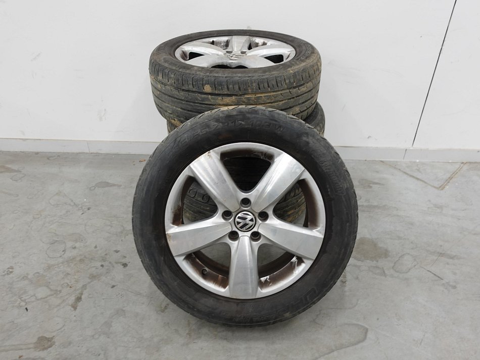 Volkswagen Tiguan 1.4TSi 