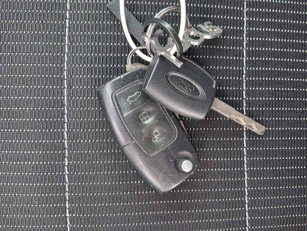 Ford Focus 1.6i 