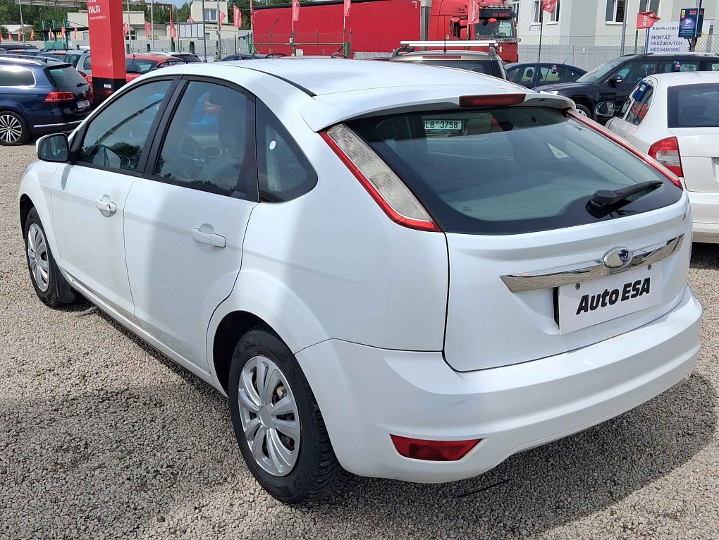 Ford Focus 1.6i 