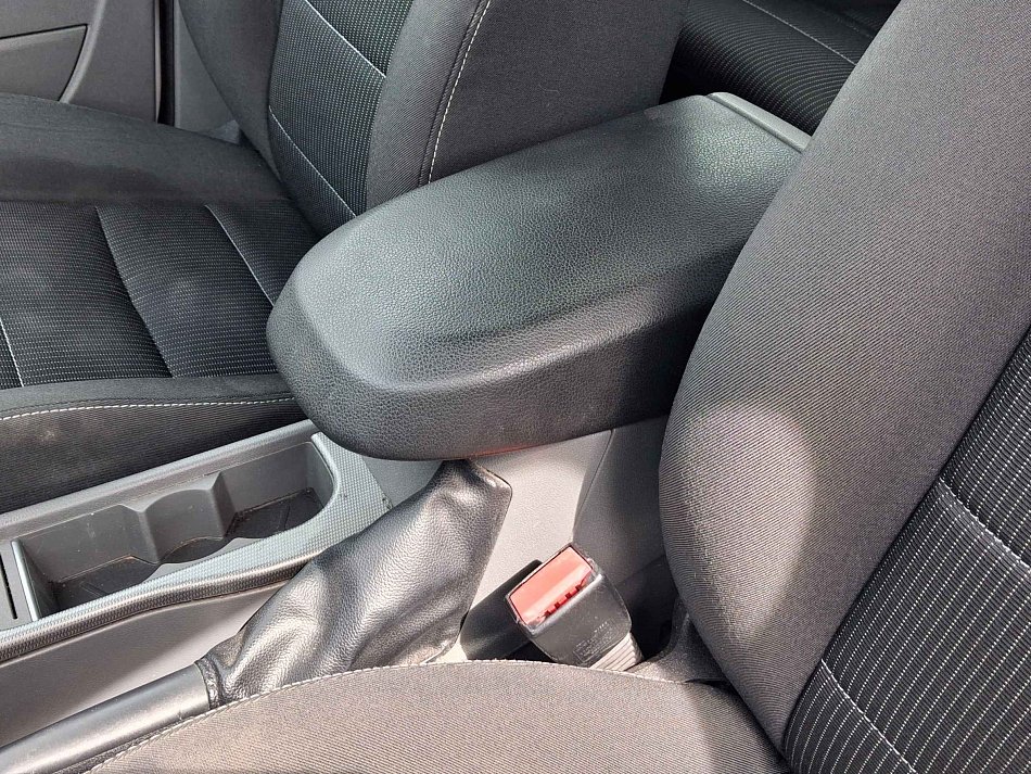 Ford Focus 1.6i 
