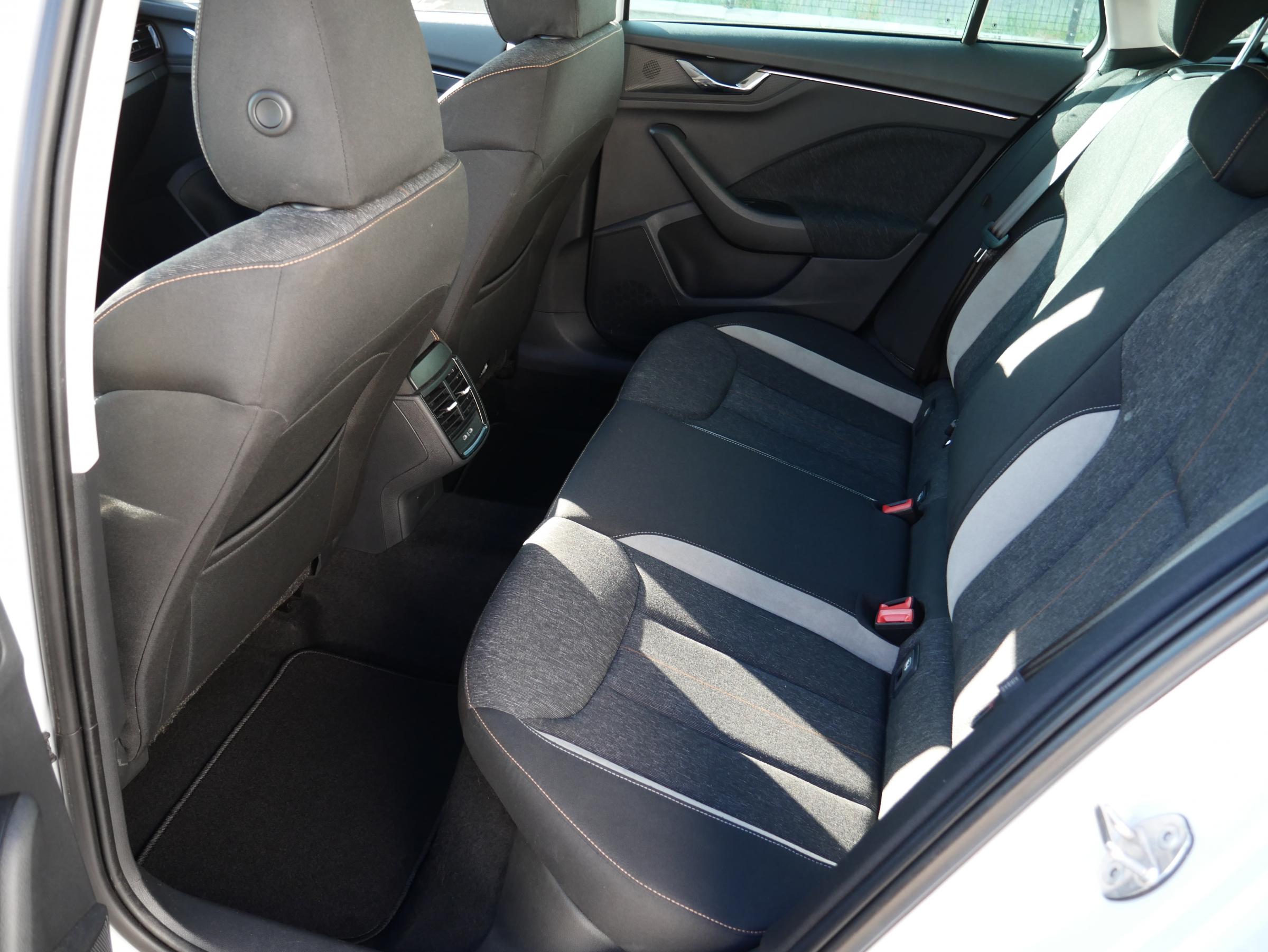 Škoda Kamiq, 2022 - pohled č. 21