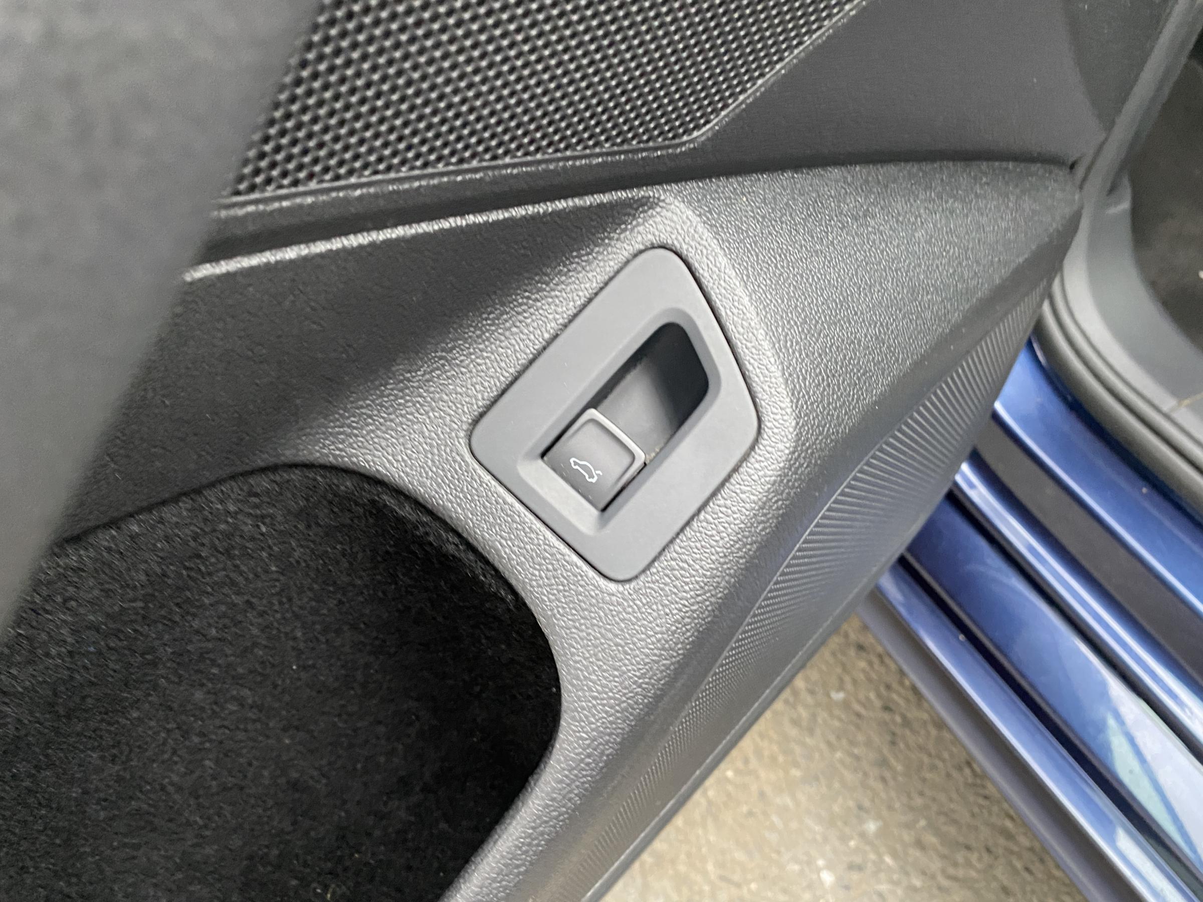 Volkswagen Passat, 2015 - pohled č. 14