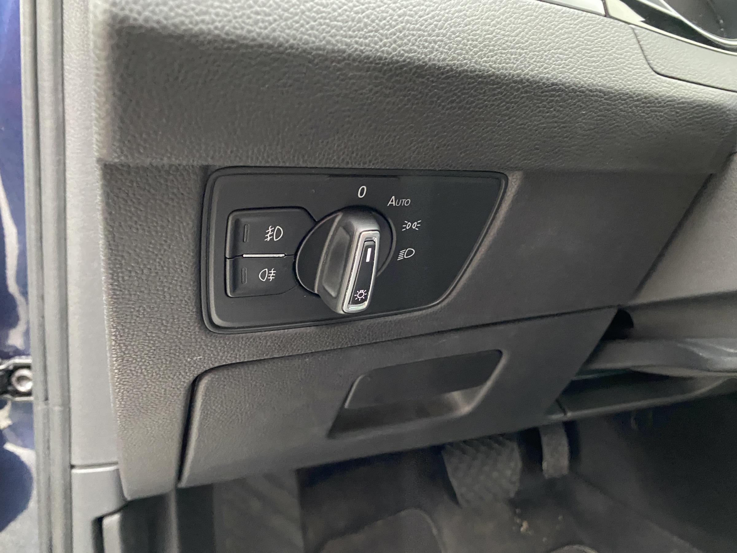 Volkswagen Passat, 2015 - pohled č. 16