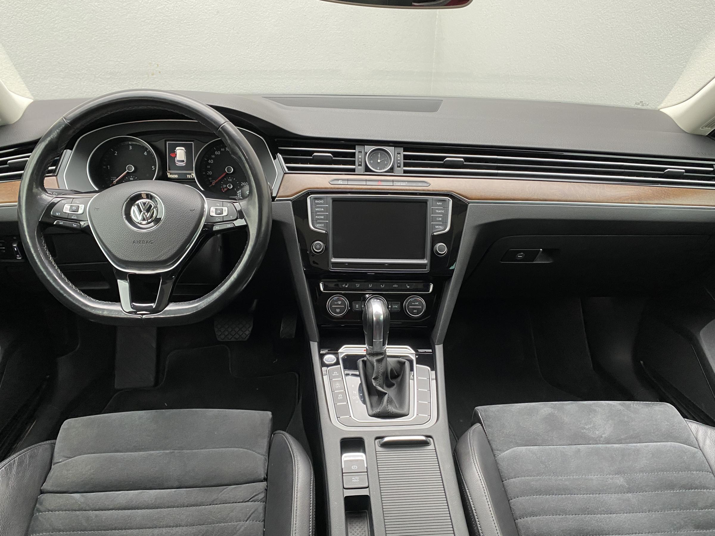 Volkswagen Passat, 2015 - pohled č. 8