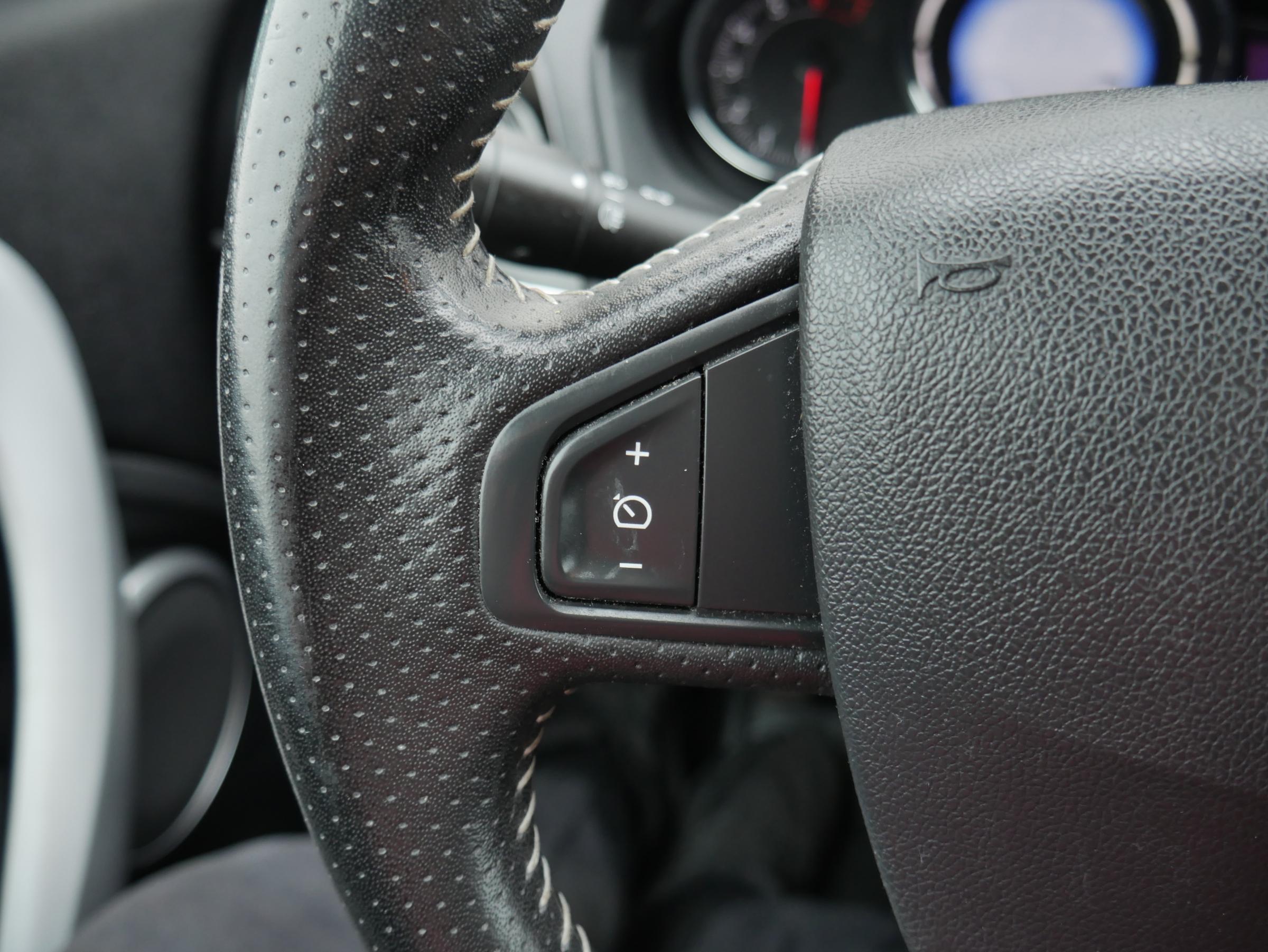 Renault Fluence, 2013 - pohled č. 12