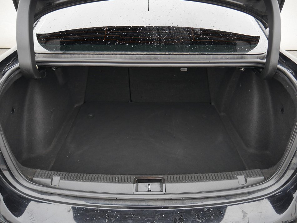 Renault Fluence 1.6i 