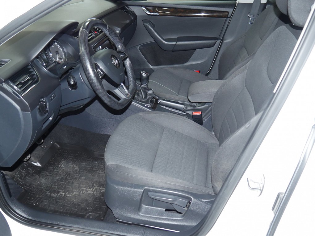 Škoda Octavia III 2.0 TDi Elegance 4x4