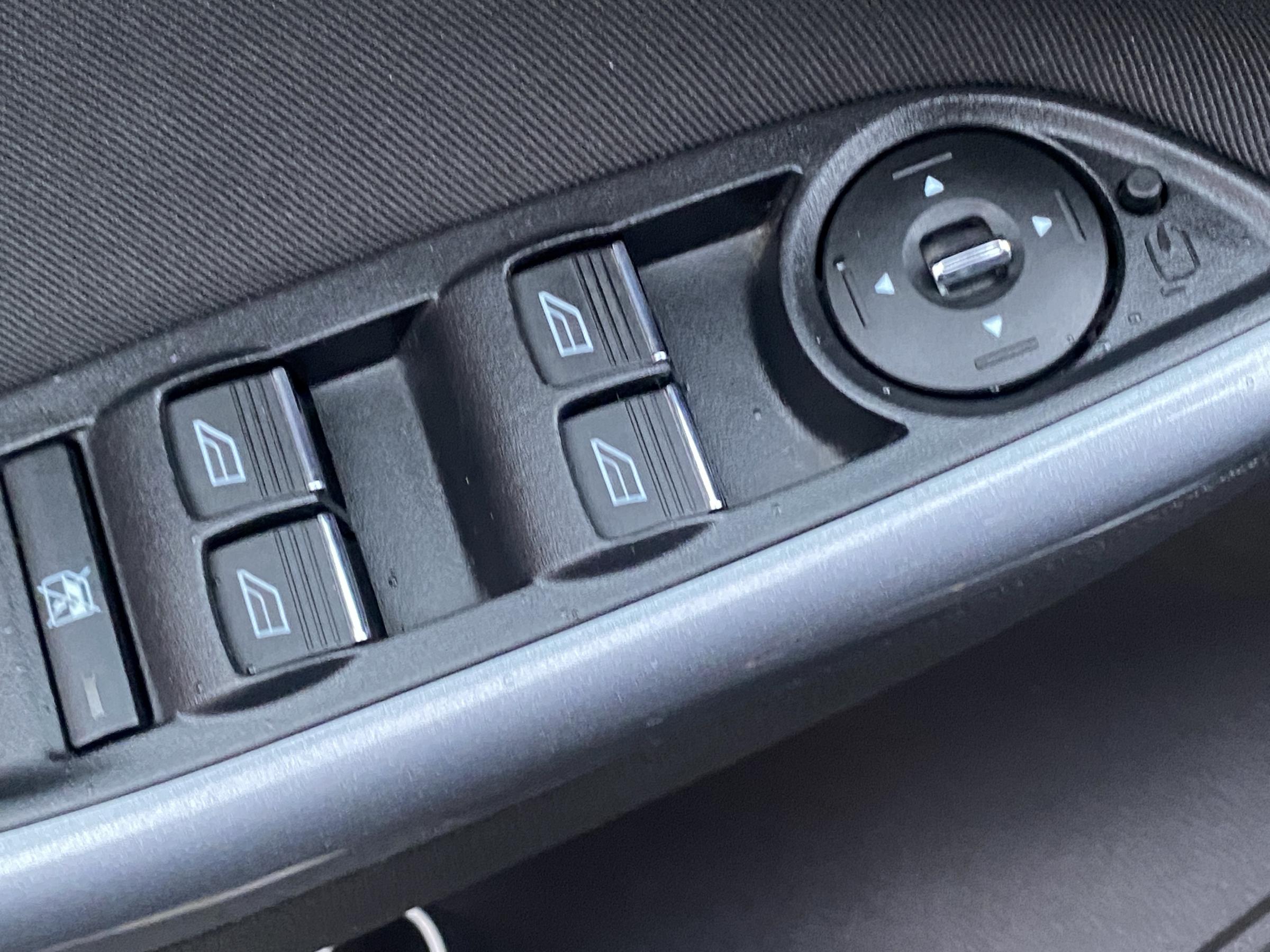 Ford Focus, 2011 - pohled č. 13