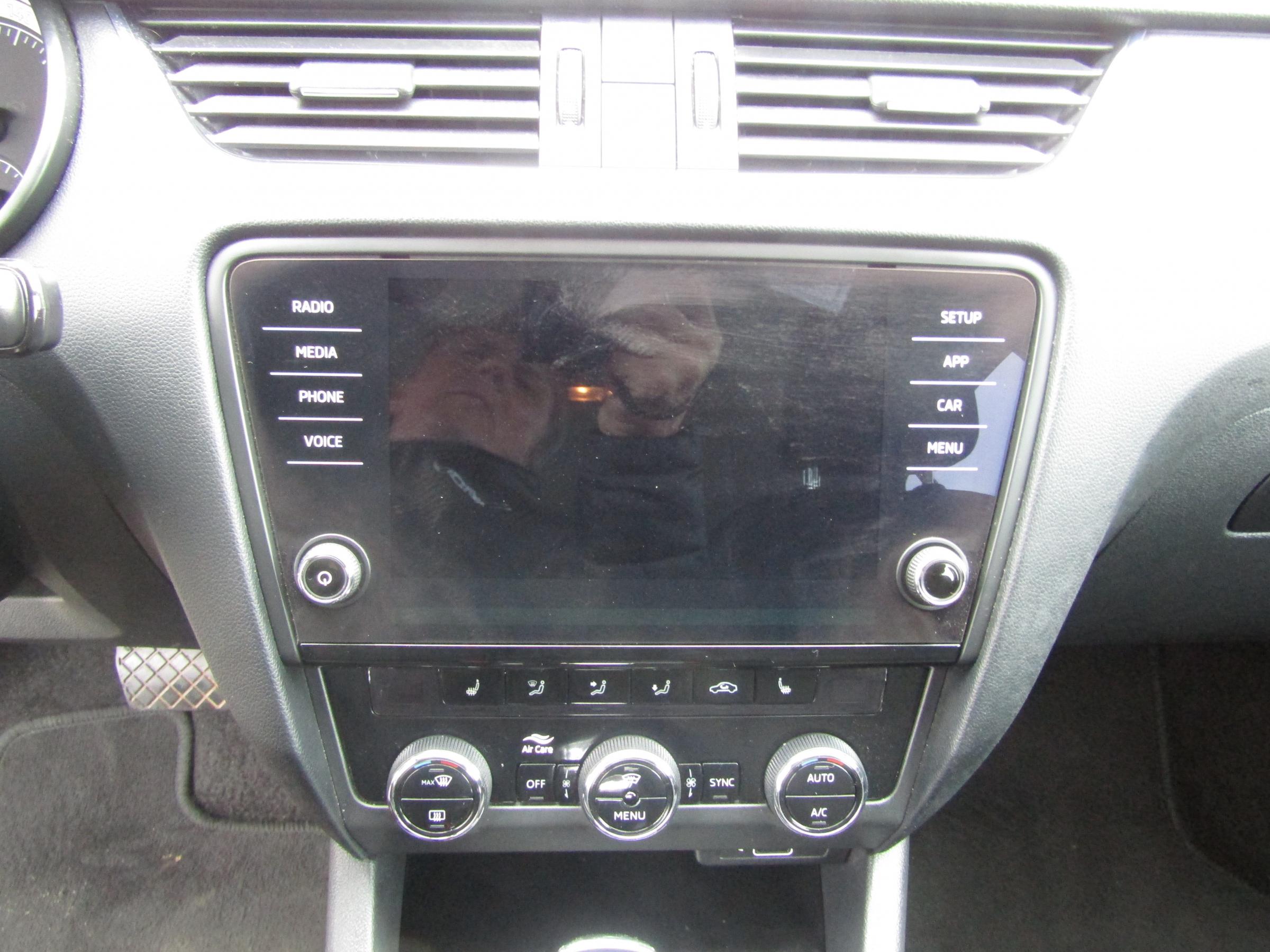 Škoda Octavia III, 2019 - pohled č. 14