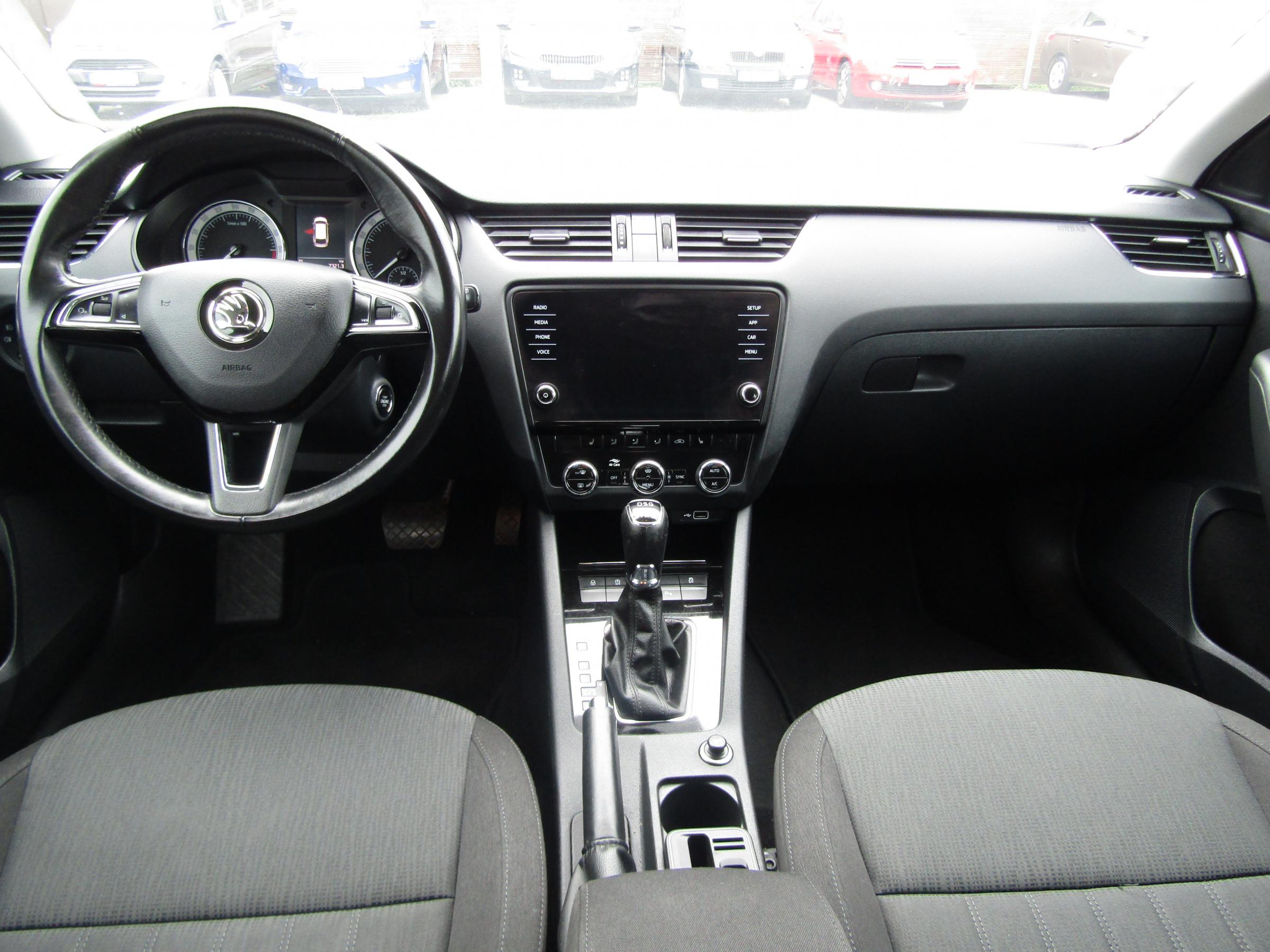 Škoda Octavia III, 2019 - pohled č. 8