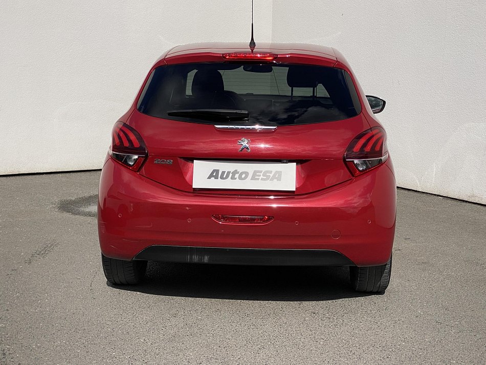 Peugeot 208 1.2 VTi Style