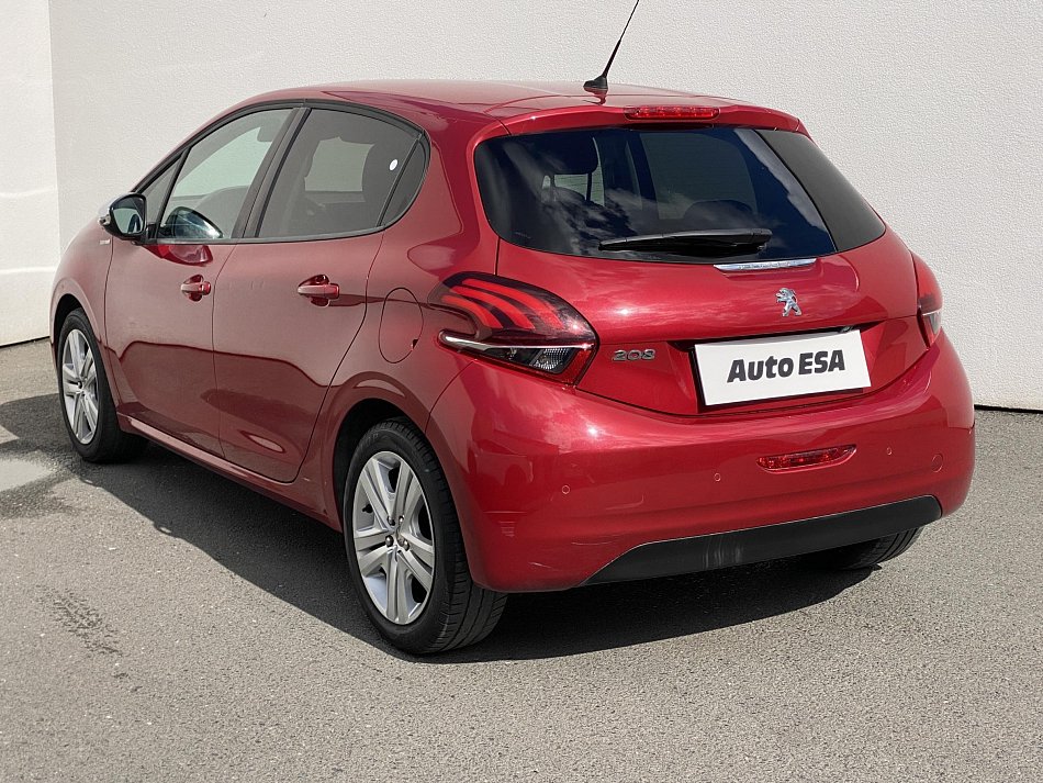 Peugeot 208 1.2 VTi Style