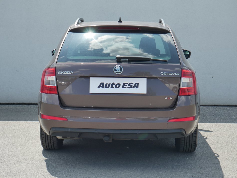 Škoda Octavia III 2.0TDi Elegance 4x4