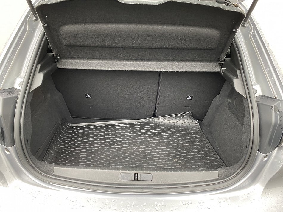 Peugeot 208 1.2 PT 