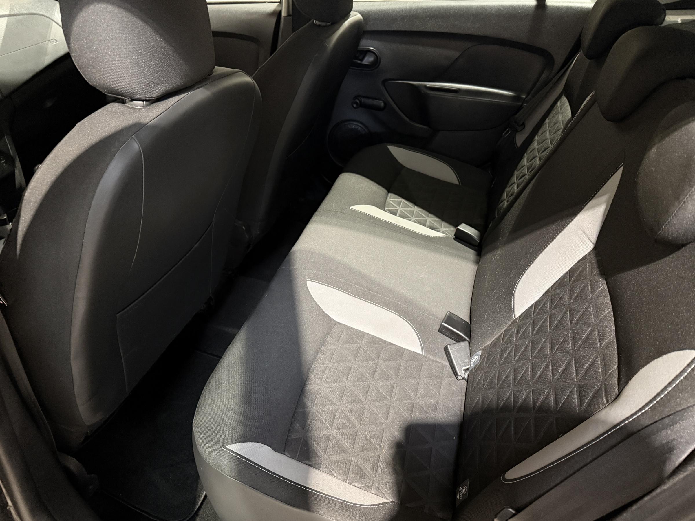 Dacia Sandero, 2013 - pohled č. 10