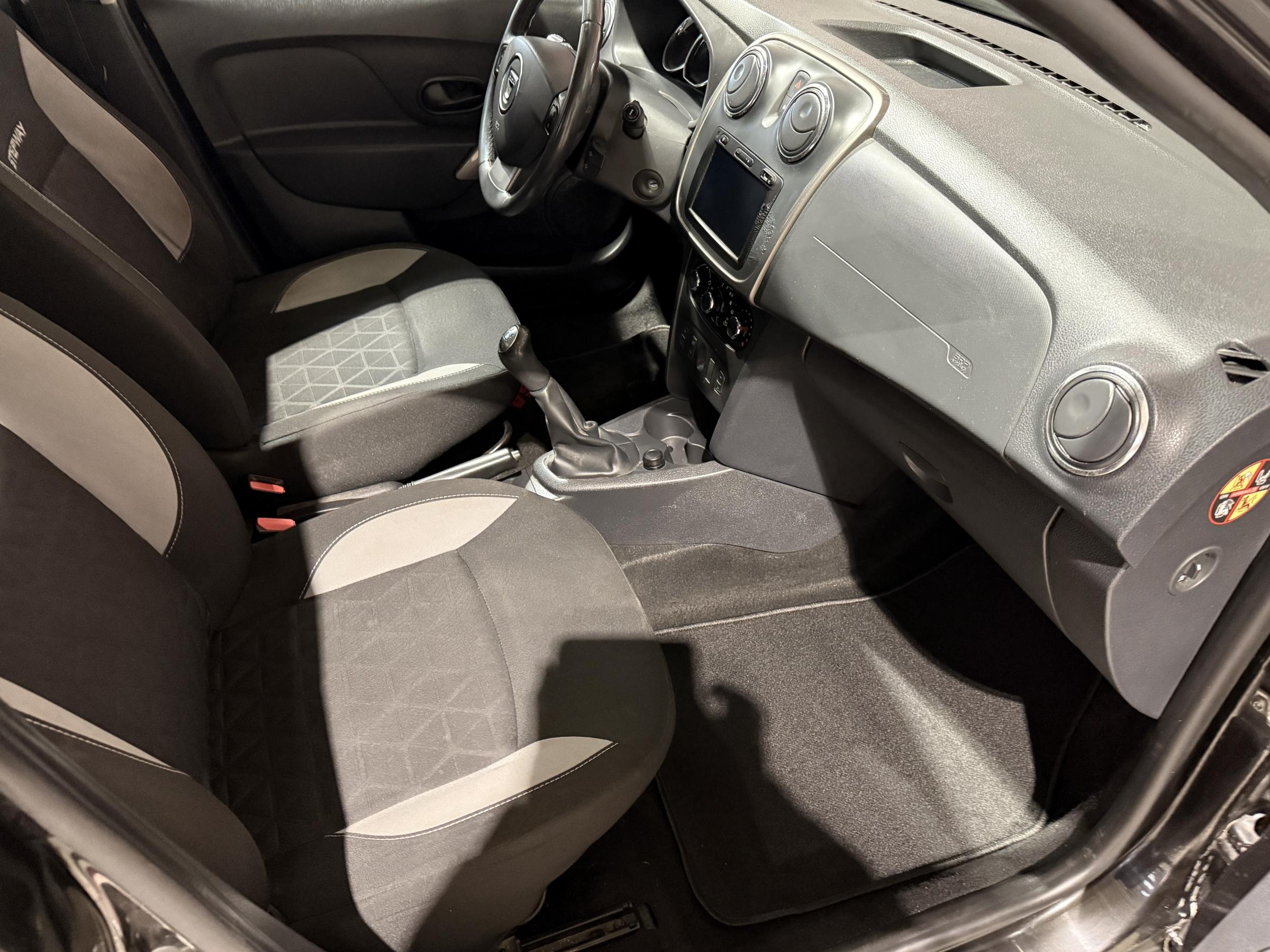 Dacia Sandero, 2013 - pohled č. 12