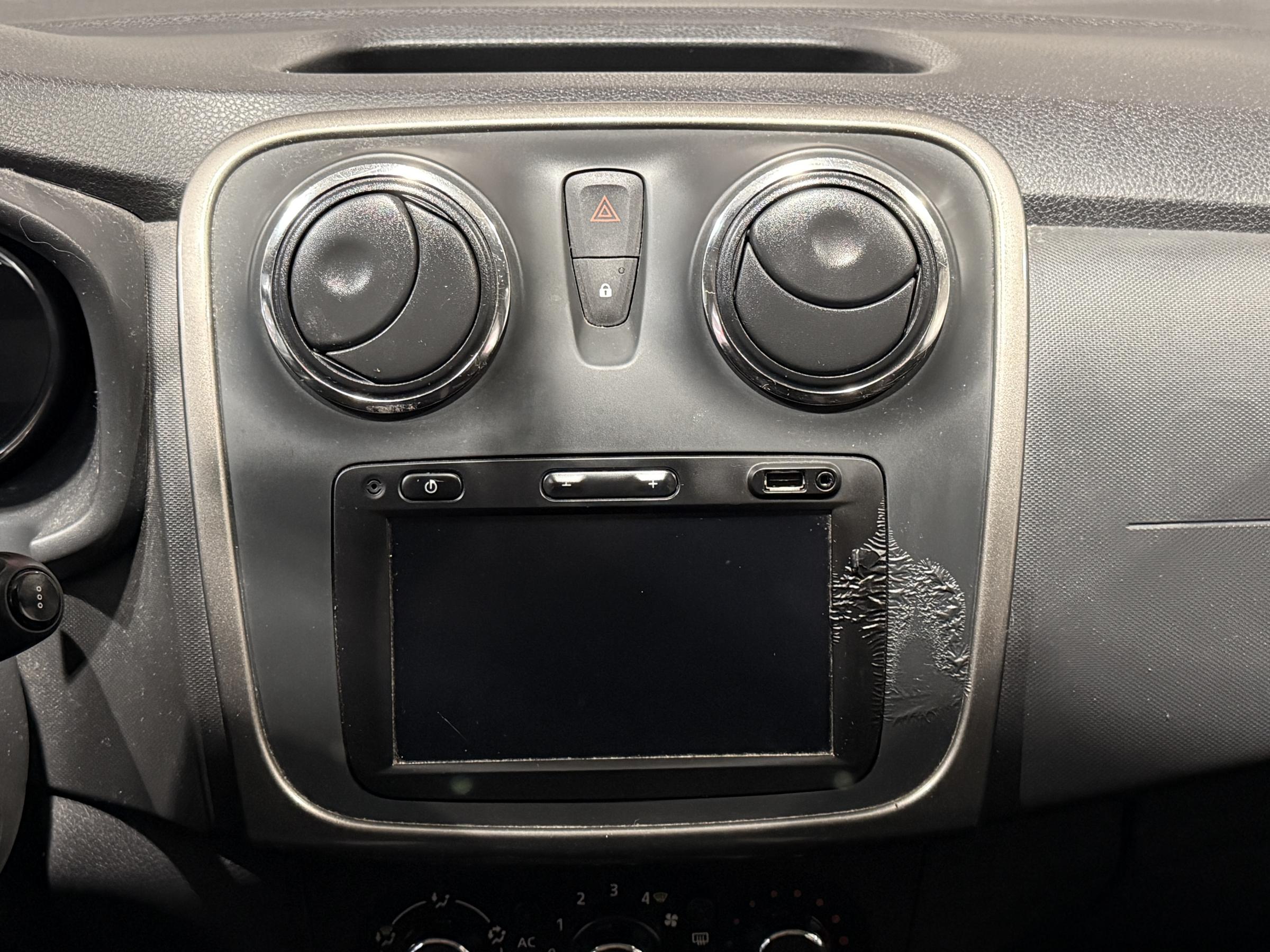 Dacia Sandero, 2013 - pohled č. 13