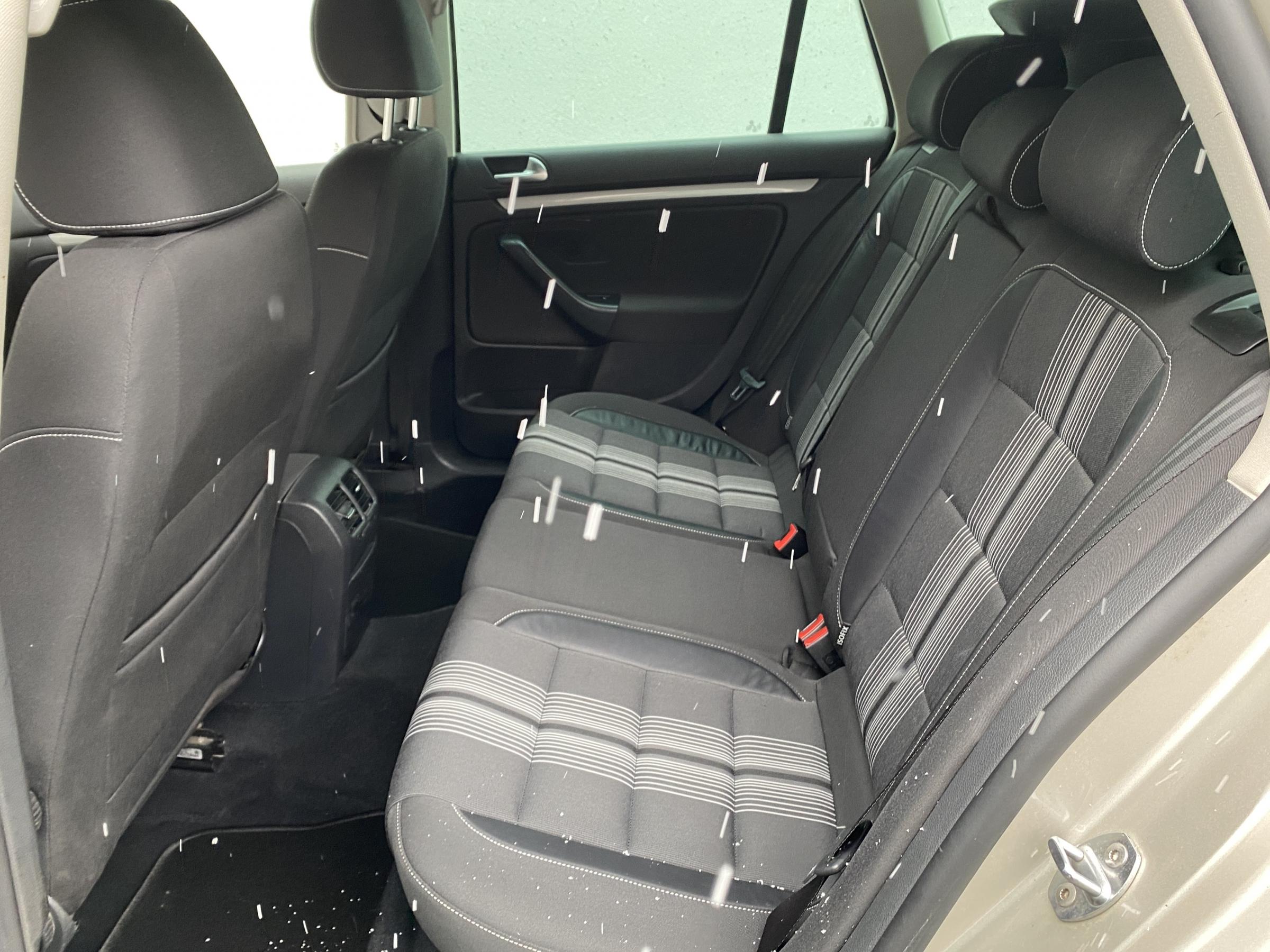 Volkswagen Golf, 2012 - pohled č. 10