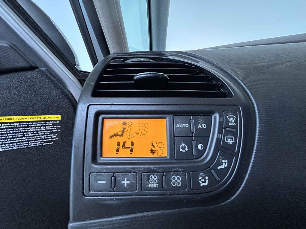 Citroën C4 Picasso 2.0i 