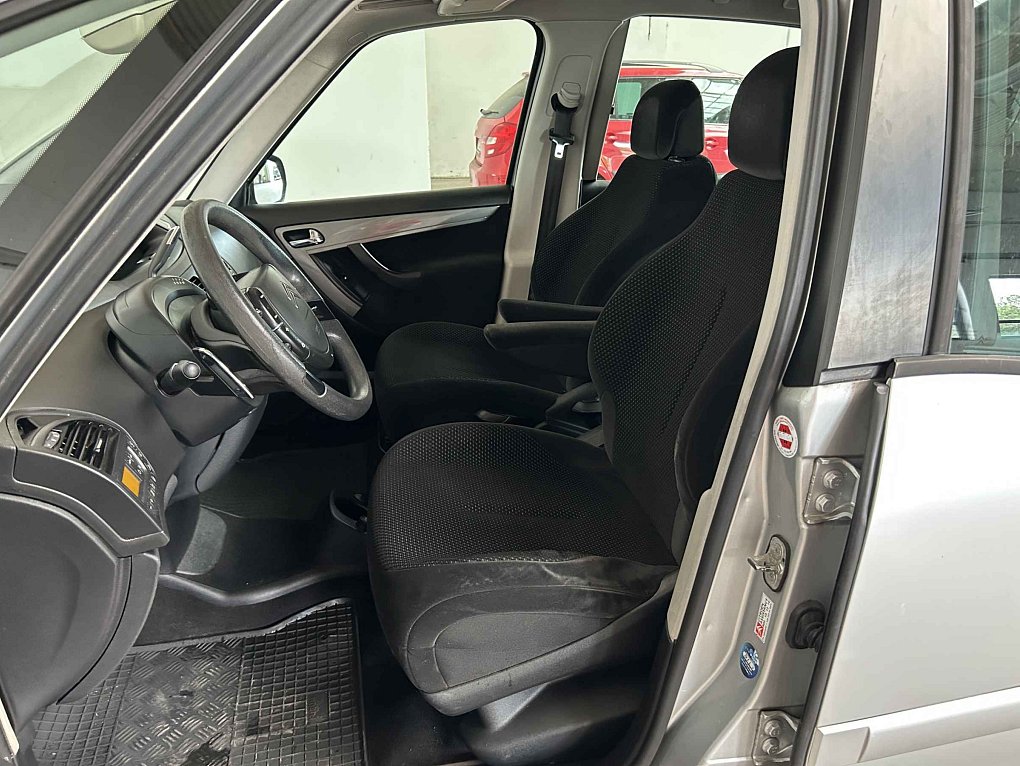 Citroën C4 Picasso 2.0i 