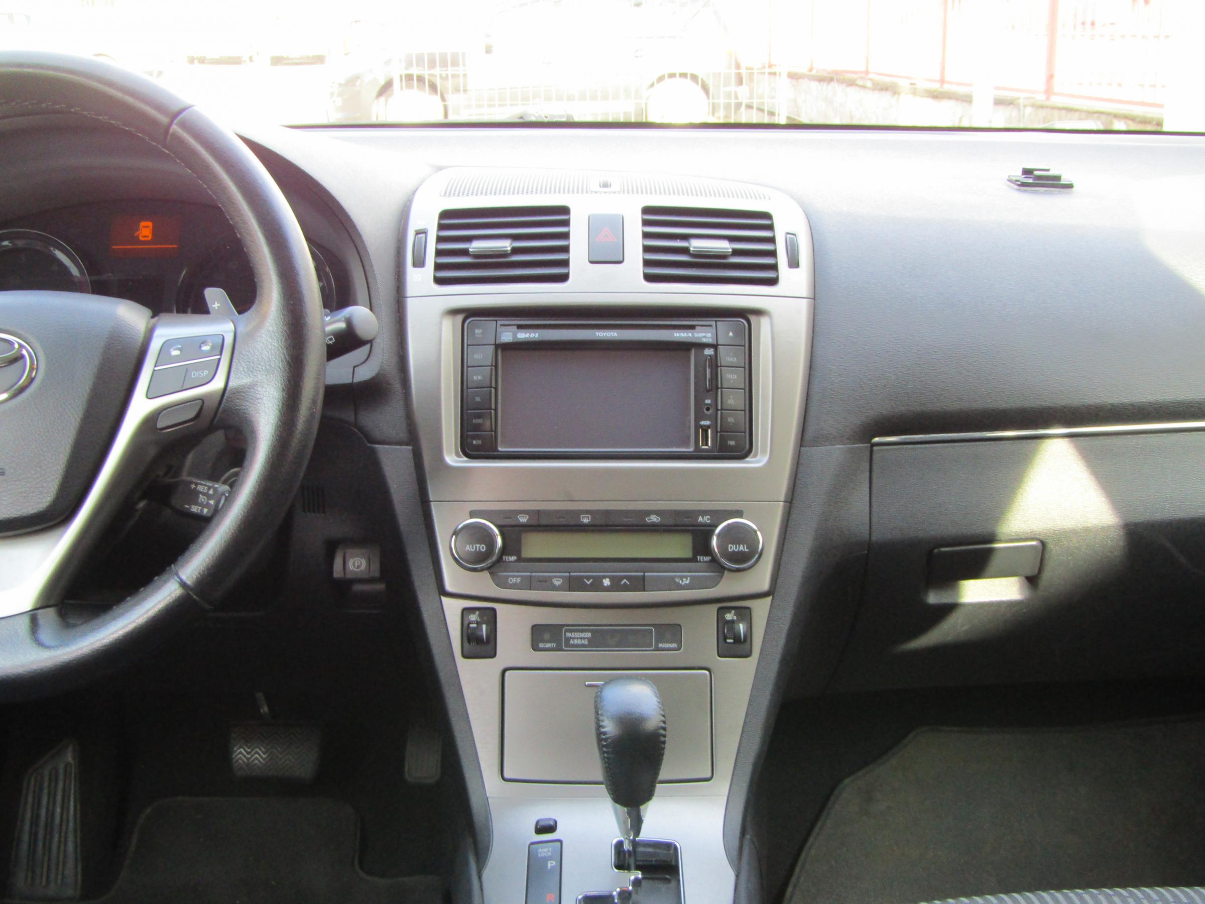 Toyota Avensis, 2010 - pohled č. 10