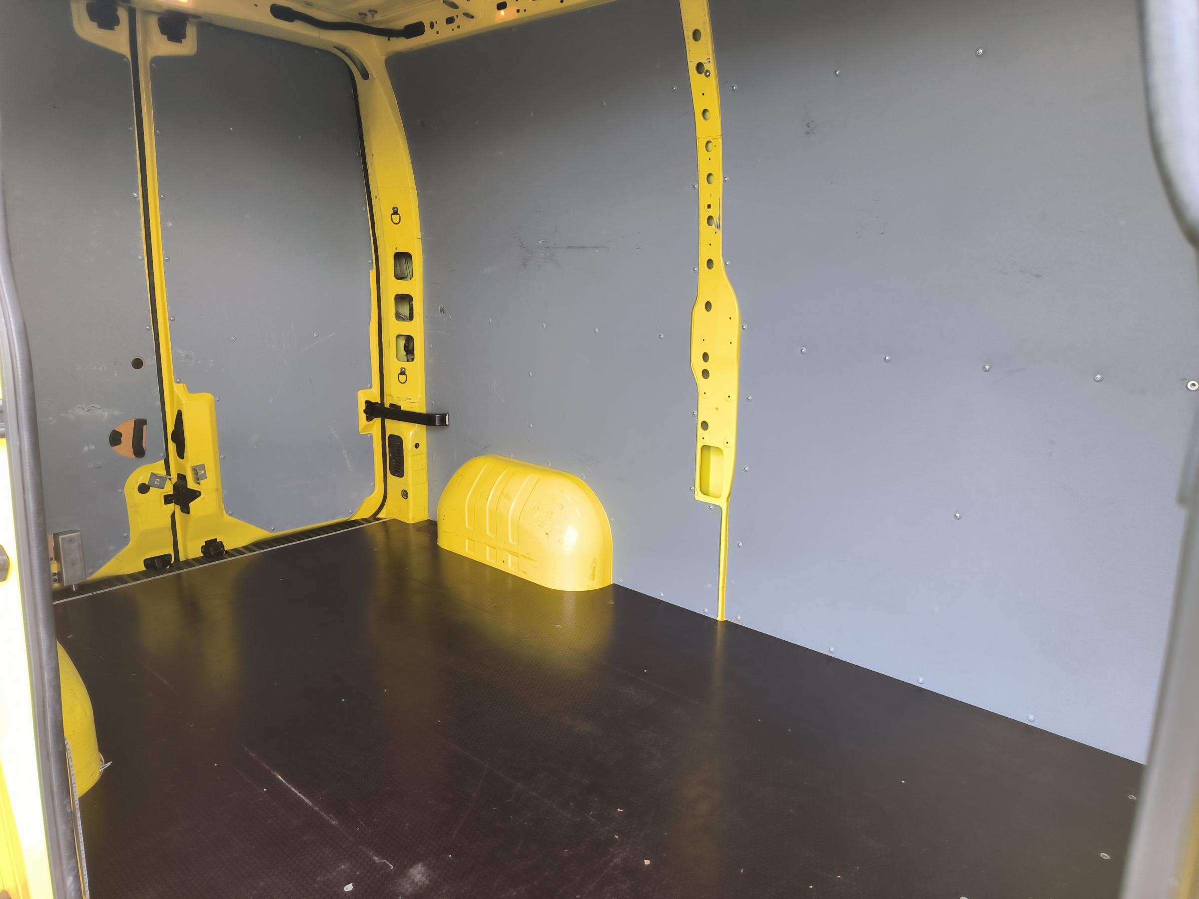 Renault Master, 2019 - pohled č. 10