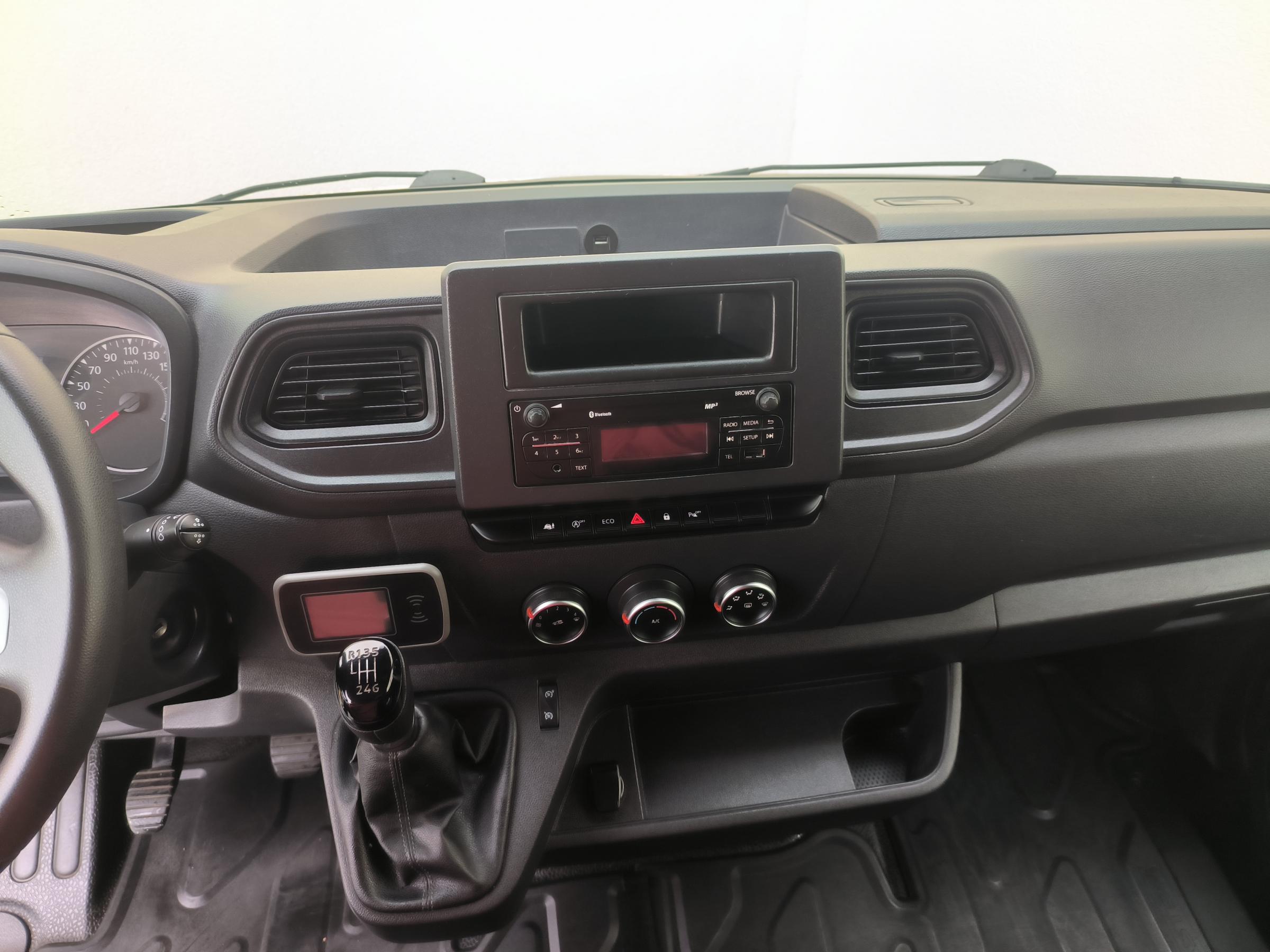 Renault Master, 2019 - pohled č. 13