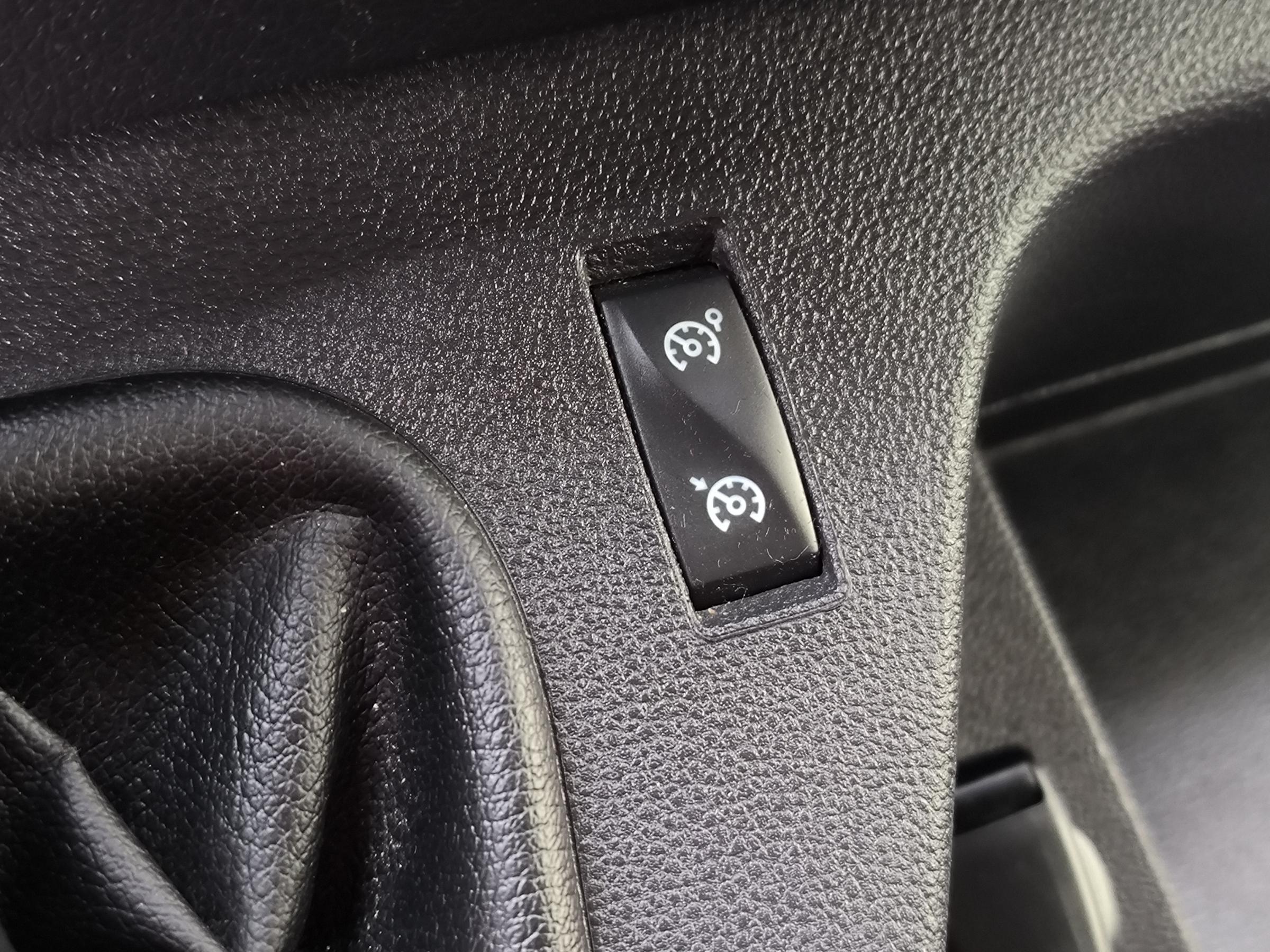 Renault Master, 2019 - pohled č. 17