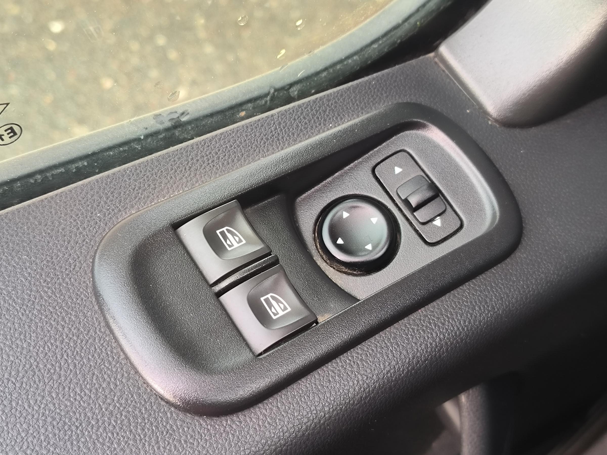 Renault Master, 2019 - pohled č. 20