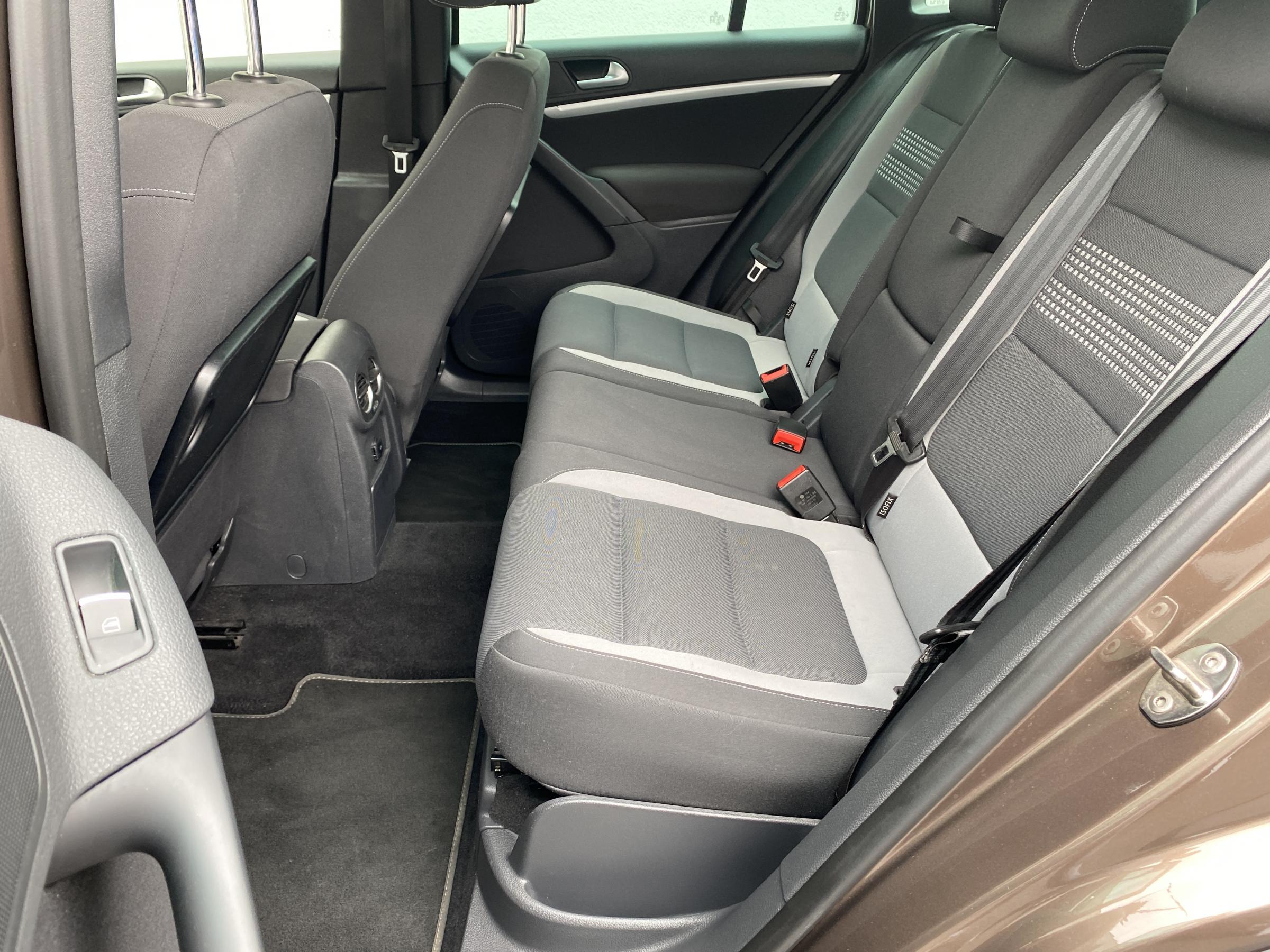 Volkswagen Tiguan, 2013 - pohled č. 11