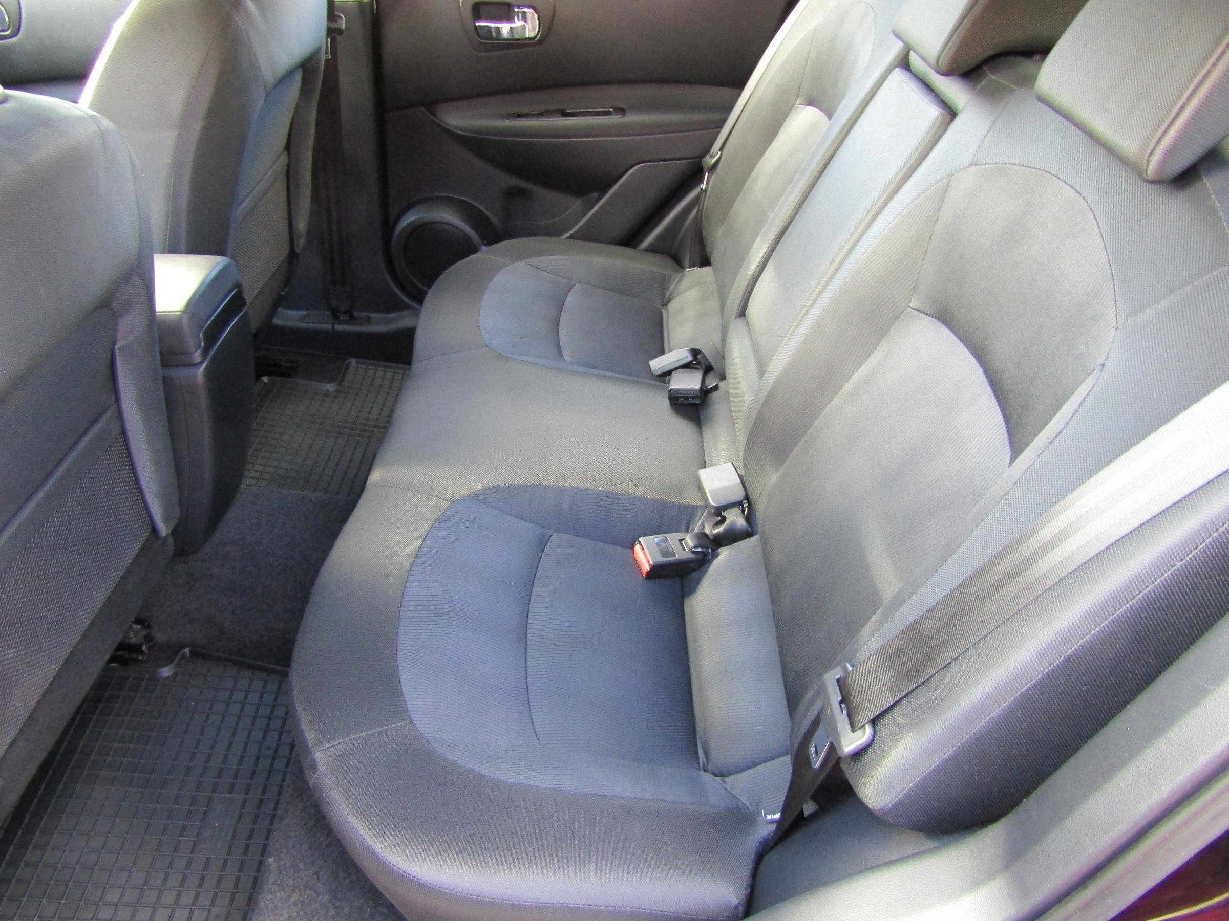 Nissan Qashqai, 2011 - pohled č. 10