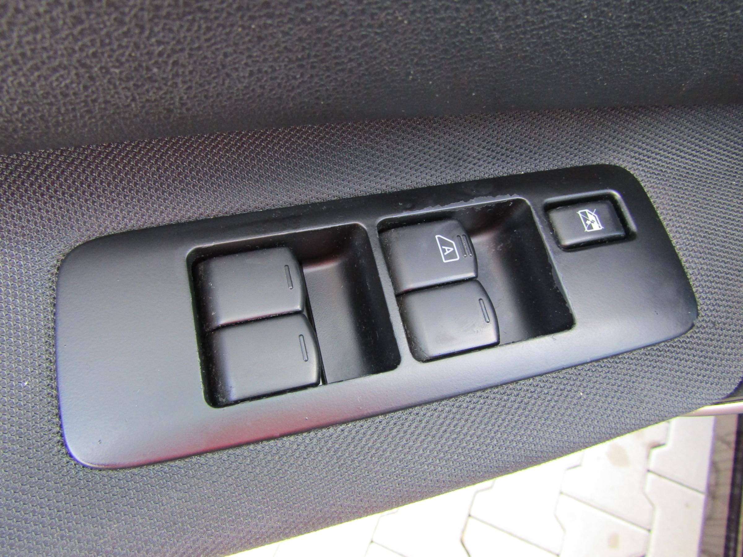 Nissan Qashqai, 2011 - pohled č. 14