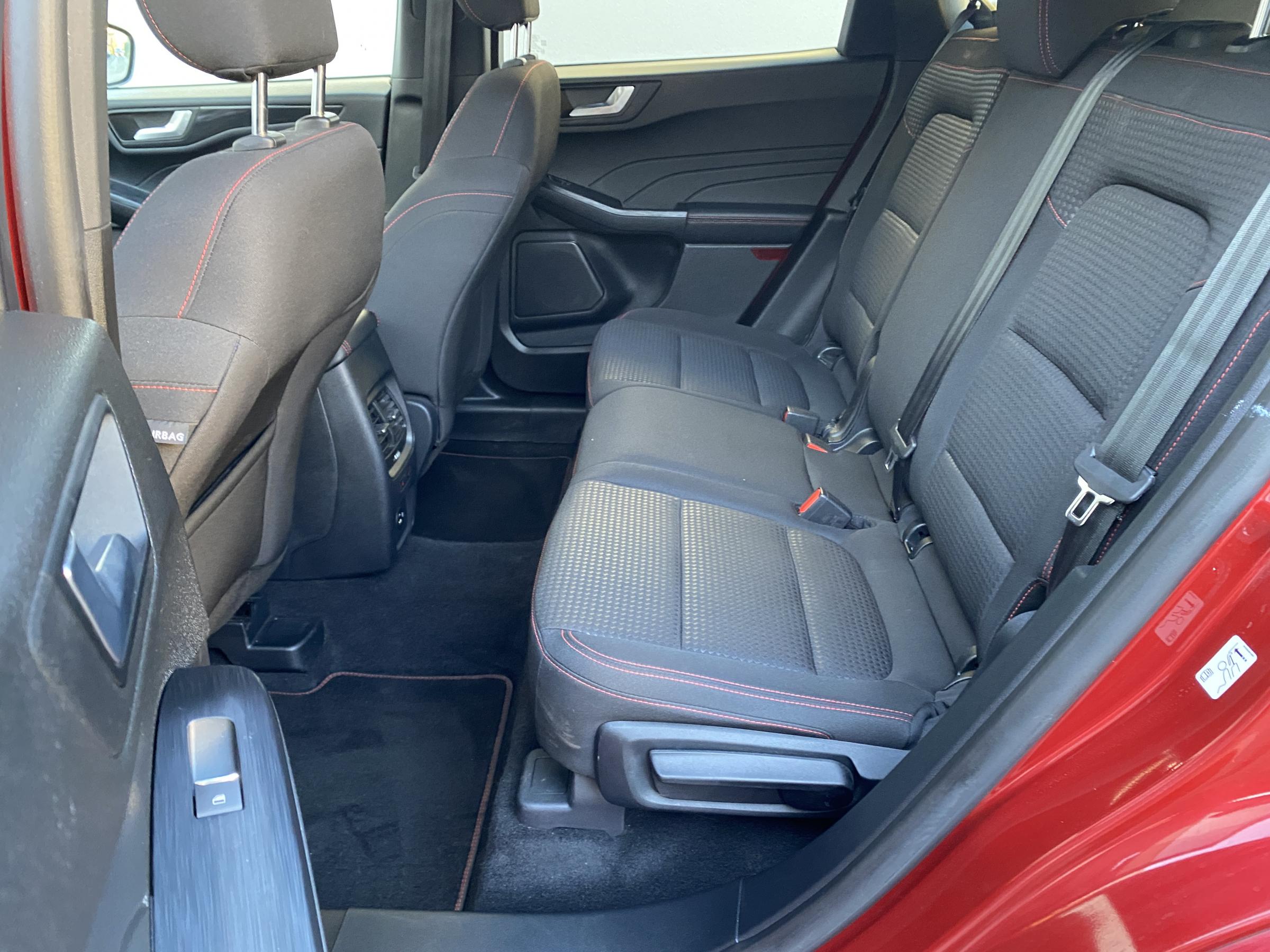 Ford Kuga, 2022 - pohled č. 10