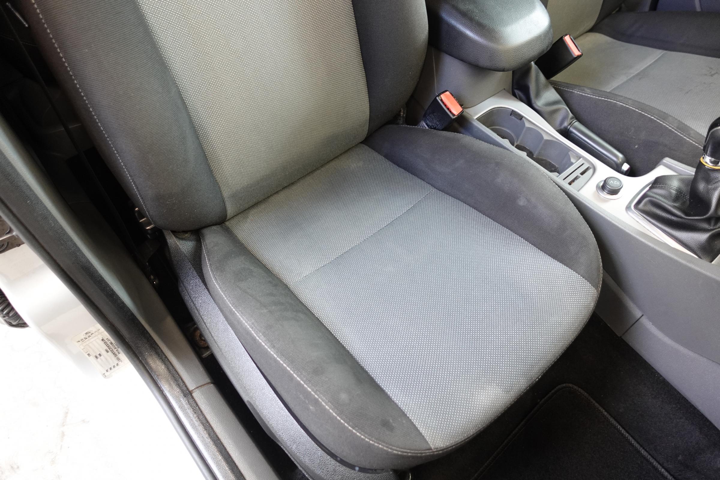 Ford Focus, 2011 - pohled č. 11