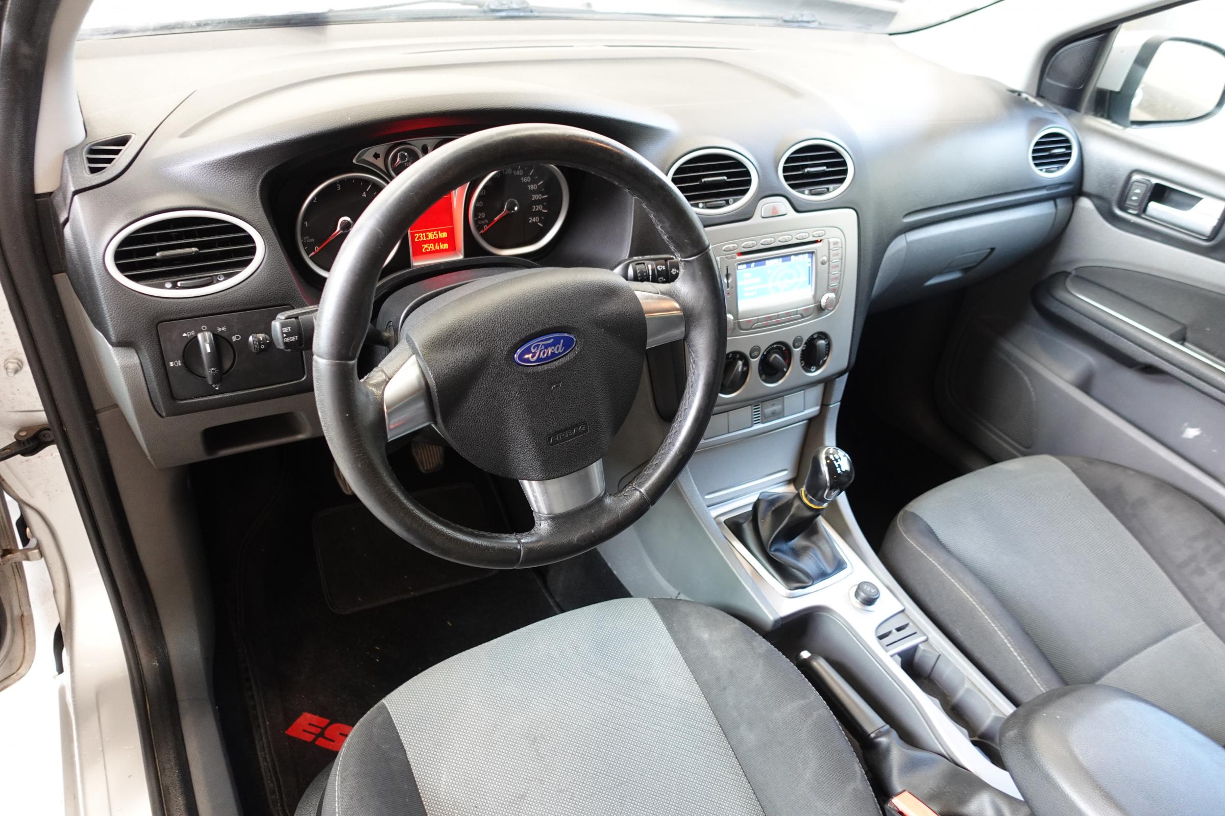 Ford Focus, 2011 - pohled č. 16