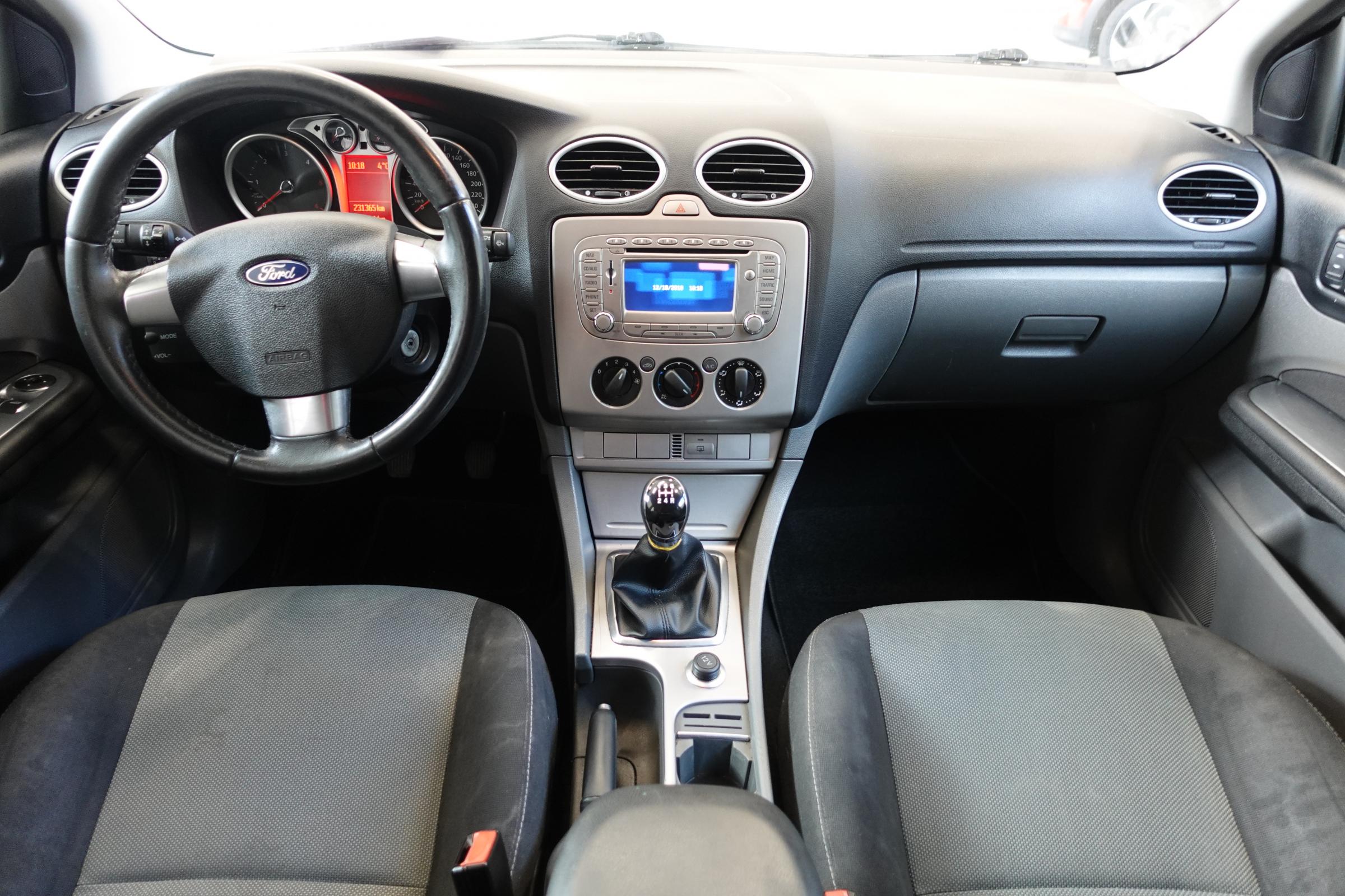 Ford Focus, 2011 - pohled č. 8